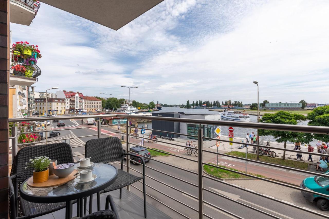 Przestronny Apartament Z Balkonem - Przy Porcie - Swinoujscie By Noclegi Renters Eksteriør bilde