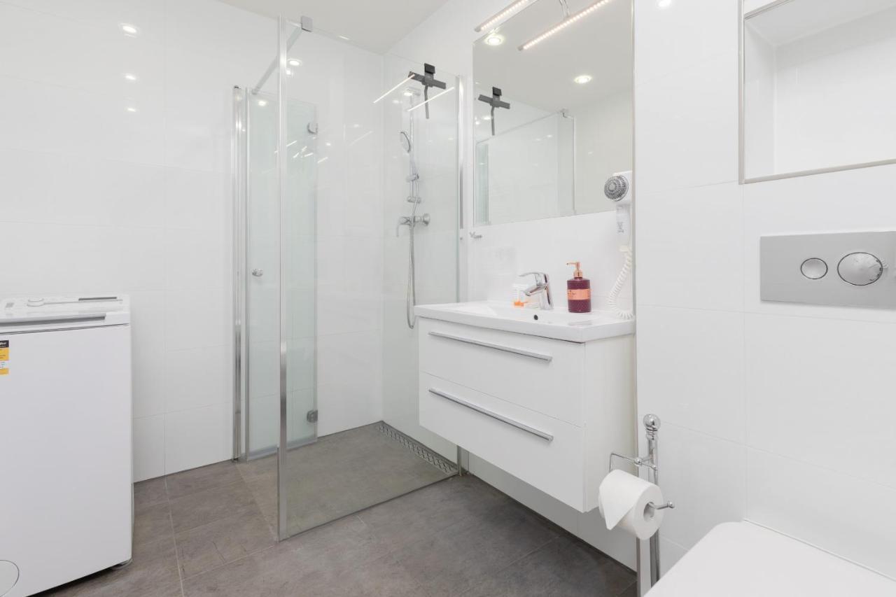 Przestronny Apartament Z Balkonem - Przy Porcie - Swinoujscie By Noclegi Renters Eksteriør bilde