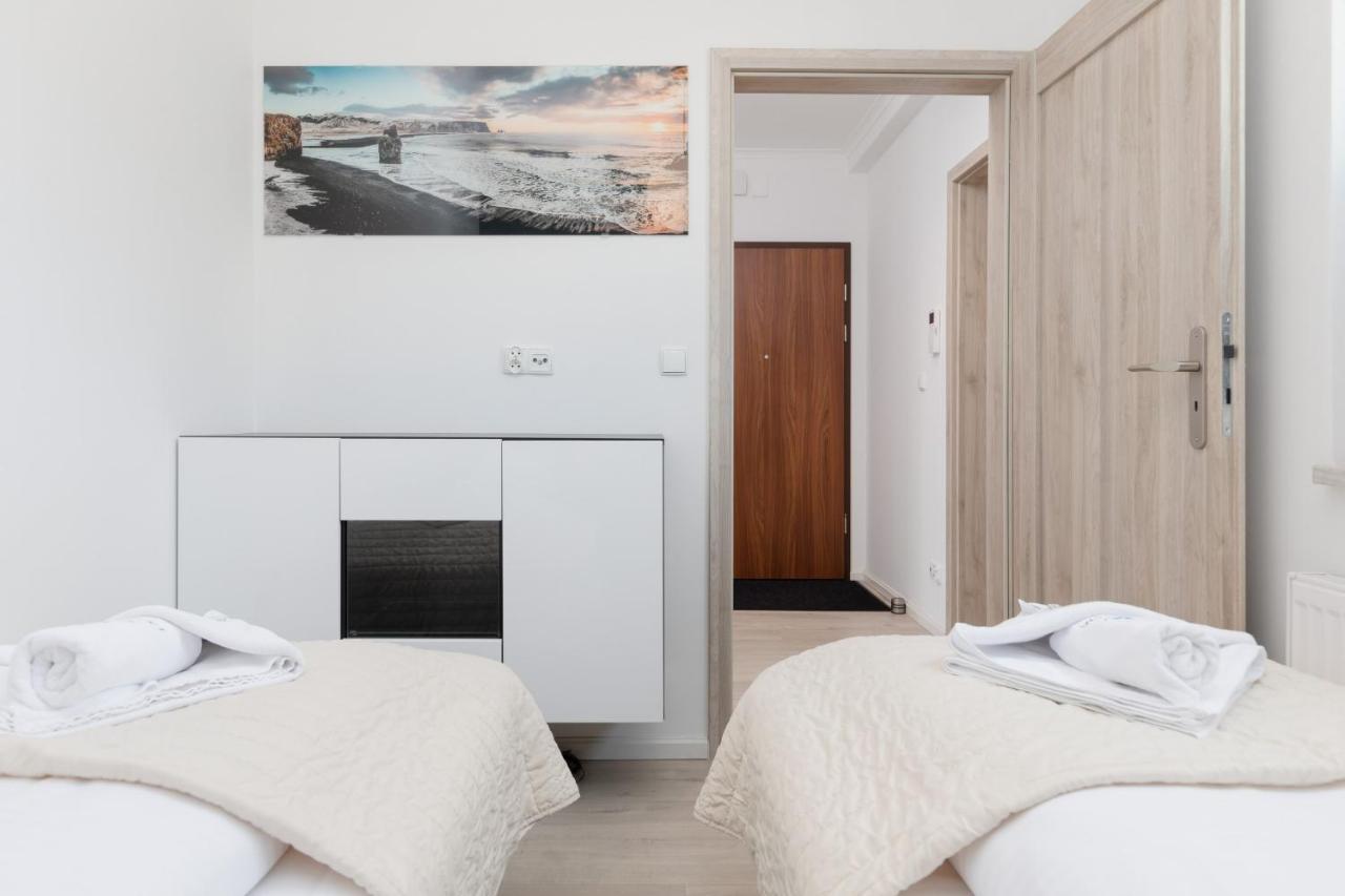 Przestronny Apartament Z Balkonem - Przy Porcie - Swinoujscie By Noclegi Renters Eksteriør bilde