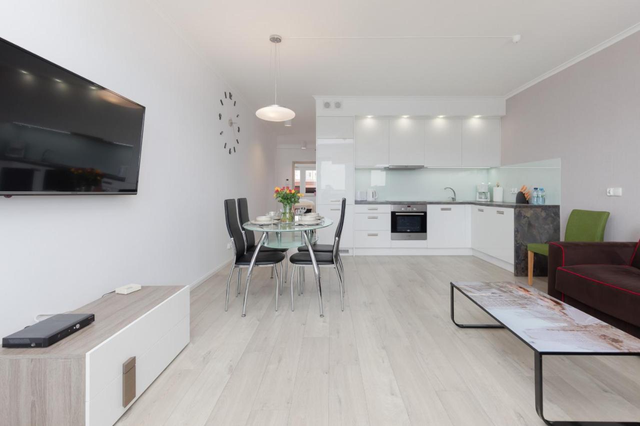 Przestronny Apartament Z Balkonem - Przy Porcie - Swinoujscie By Noclegi Renters Eksteriør bilde