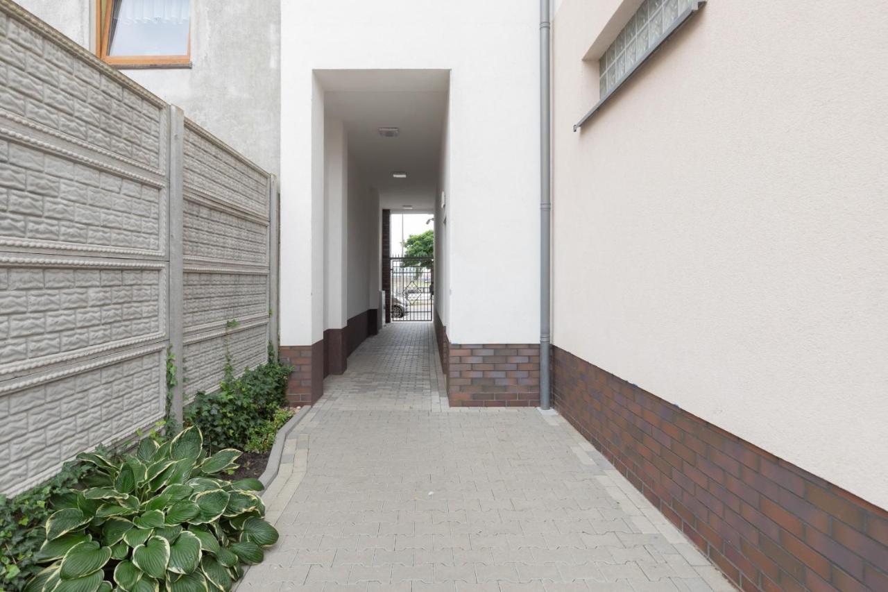 Przestronny Apartament Z Balkonem - Przy Porcie - Swinoujscie By Noclegi Renters Eksteriør bilde